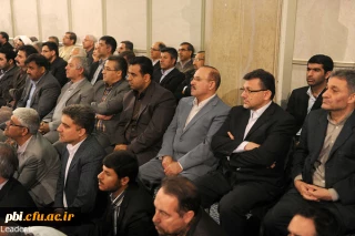 دیدار اساتید،محققان وپژوهشگران و روسای دانشگاههای سراسر کشور با مقام معظم رهبری دیدار نمودند.