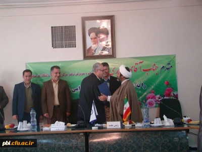 آیین تودیع و معارفه  معاون اداری مالی پردیس شهید باهنراصفهان و مسوول اداره حراست پردیس ها و مراکز آموزش عالی استان اصفهان برگزار شد.