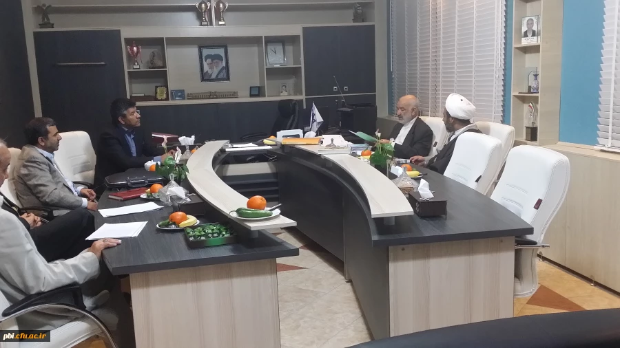 دیدار دکتر کامران از پردیس شهید باهنر اصفهان