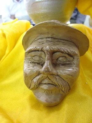 گزارش تصویری نمایشگاه آثار سفال دانشجویان کارشناسی ناپیوسته آموزش هنرهای تجسمی با نظارت دکتر آستی