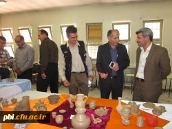 گزارش تصویری نمایشگاه آثار سفال دانشجویان کارشناسی ناپیوسته آموزش هنرهای تجسمی با نظارت دکتر آستی