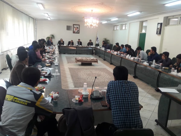 جلسه با نمایندگان کلاس ها