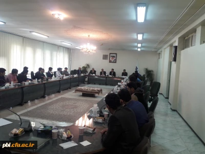 برگزاری جلسه نمایندگان کلاس ها با حضور ریاست محترم پردیس دکتر عروف زاد  و معاونین محترم آقایان کریمی , احمدی  و آقای ترابی و آقای رمدان در پردیس شهید باهنر