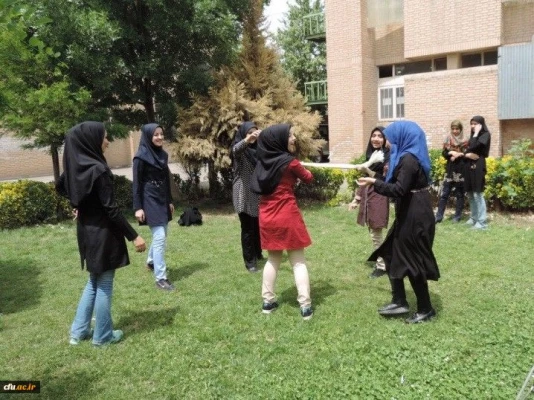 نخستین جشنواره ورزشهای همگانی و بازی های بومی محلی دانشجو معلمان دانشگاه فرهنگیان