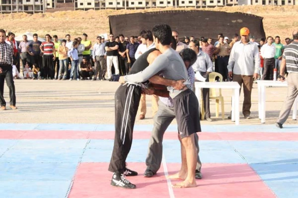 نخستین جشنواره ورزشهای همگانی و بازی های بومی محلی دانشجو معلمان دانشگاه فرهنگیان