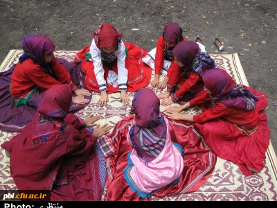 آی ترک گون ترگ (آنقلیچ ، آلتین قلیچ): به معنی ماه را می خواهم، خورشید را می خواهم