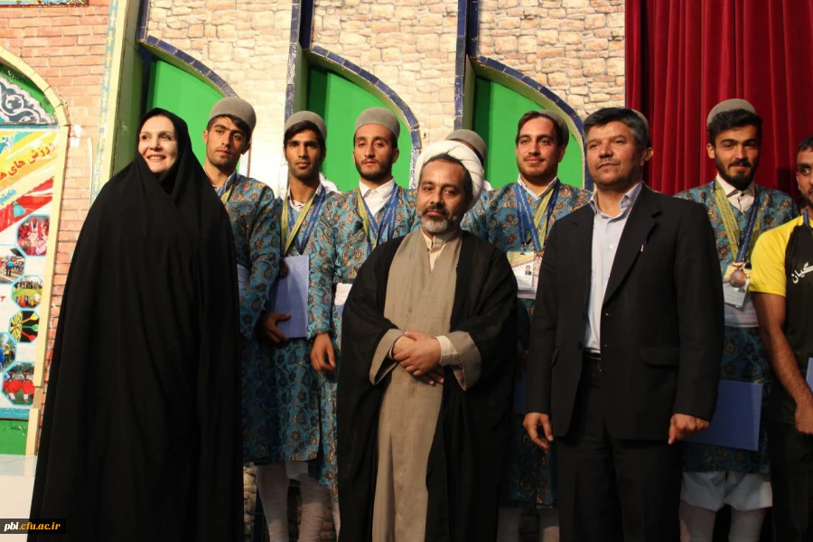 تصاویر نخستین جشنواره ورزش های همگانی و بازی های بومی محلی دانشگاه فرهنگیان