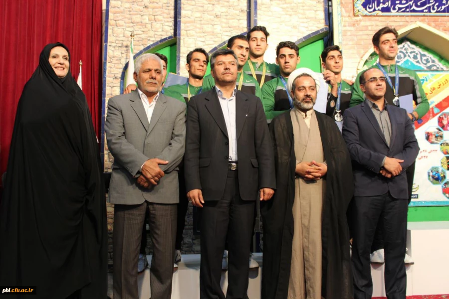 تصاویر نخستین جشنواره ورزش های همگانی و بازی های بومی محلی دانشگاه فرهنگیان