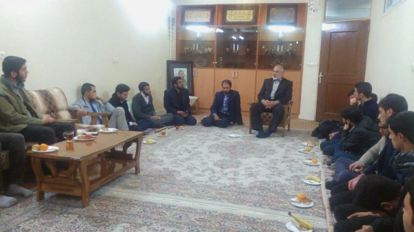 دیدار با خانواده شهید شیروانیان