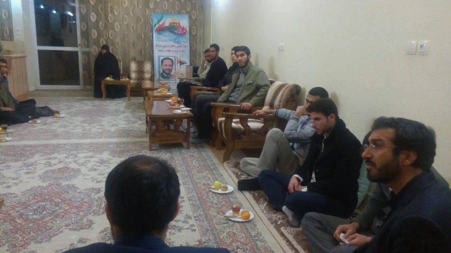 دیدار با خانواده شهید شیروانیان