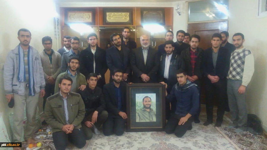 دیدار دانشجویان پردیس شهید باهنر با خانواده شهید مدافع حرم ابوالفضل شیروانیان