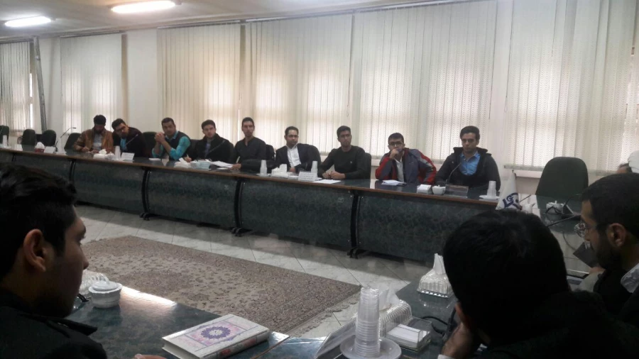 اولین جلسه هم اندیشی مسئولین کانون ها ی فرهنگی  و انجمن های علمی پردیس شهید باهنر اصفهان