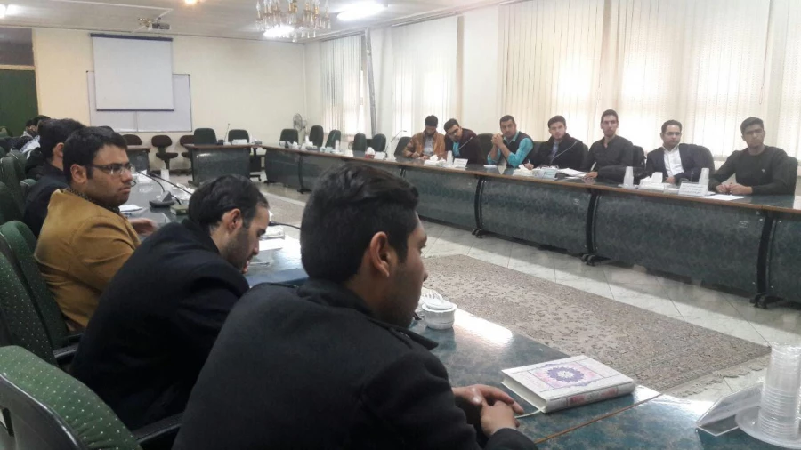 اولین جلسه هم اندیشی مسئولین کانون ها ی فرهنگی  و انجمن های علمی پردیس شهید باهنر اصفهان