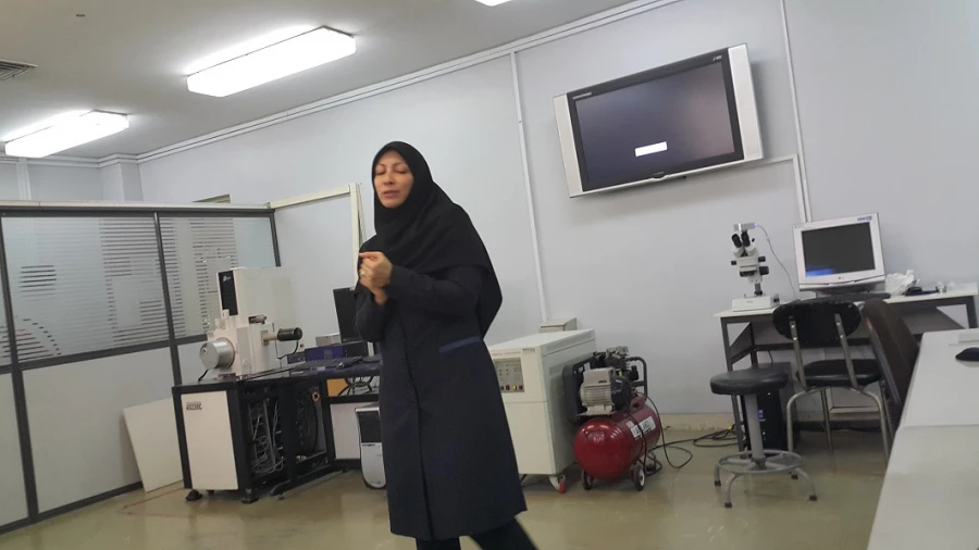 بازدید علمی  جمعی از دانشجویان دانشگاه فرهنگیان از پژوهشکده رویان اصفهان