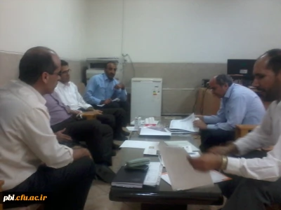 تشکیل جلسه کمیته پژوهش پردیس شهید باهنر اصفهان