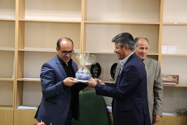 معارفه معاونت  توسعه منابع و امور دانشجویی پردیس شهید باهنر