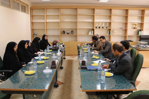 جلسه هماهنگی برگزاری  همایش شیمی و جشنواره های زیست و کودکان استثنایی