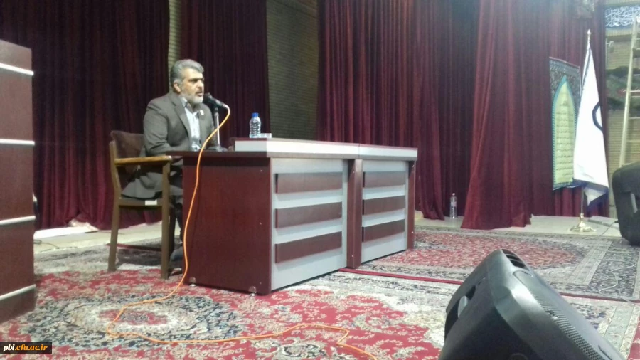 برگزاری جلسه دانشجویان پردیس شهید باهنر  با حضورآقای ماج