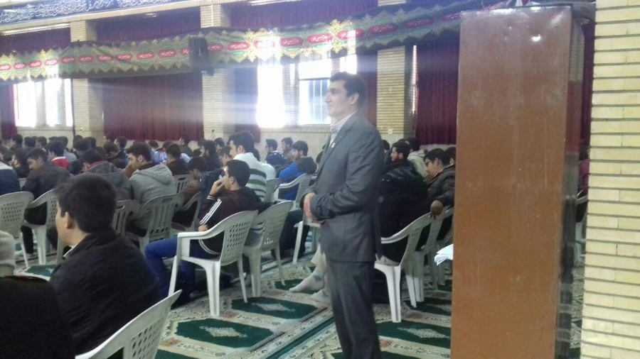 برگزاری جلسه دانشجویان پردیس شهید باهنر  با حضورآقای ماج