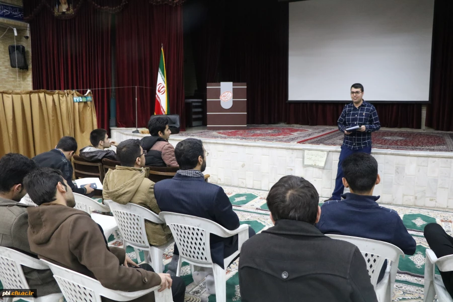اکران فیلم سینمایی زیر درختان زیتون