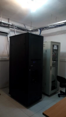 آماده سازی و تجهیز اتاق سرور پردیس شهید باهنر اصفهان