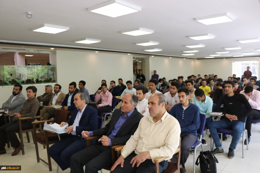 سالن مطالعه ساختمان شهید نیکو