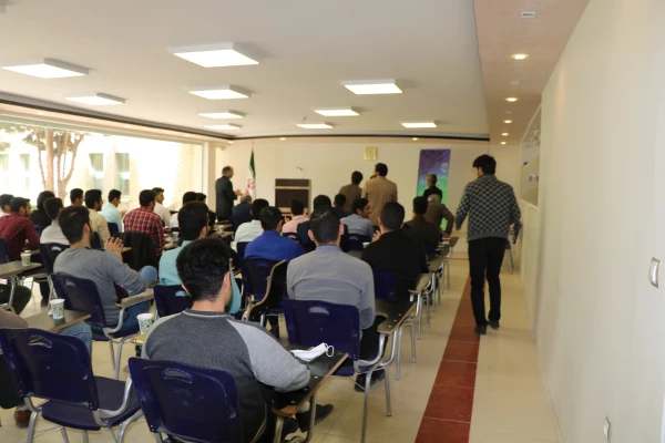 سالن مطالعه ساختمان شهید نیکو