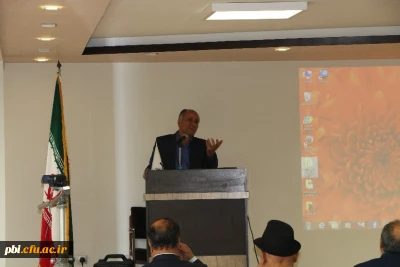 برگزاری جلسه اساتید آموزشی به مناسبت هفته آموزش و روز معلم در پردیس شهید باهنر اصفهان