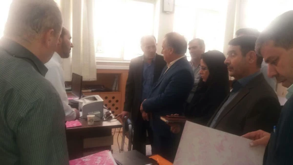 بازدید مسئولین اداره کل آموزش و پرورش استان اصفهان از روند برگزاری مصاحبه دانشجویان ورودی 97 3