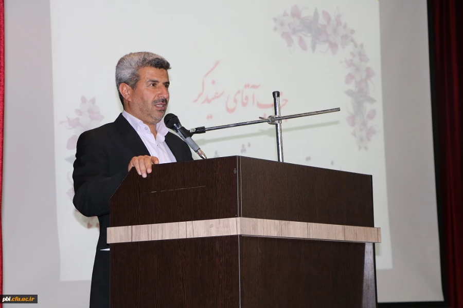 جلسه توجیهی دانشجویان جدیدالورود پردیس شهید باهنر اصفهان 3