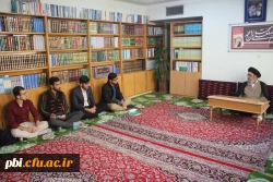 دیدار اعضای شورای مرکزی جامعه اسلامی دانشجویان پردیس شهید باهنر  با حضرت آیت الله طباطبایی نژاد امام جمعه محترم اصفهان 3