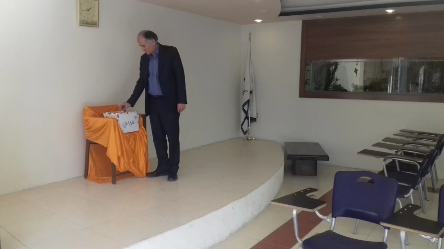 انتخابات مدیران گروه های آموزشی پردیس شهید باهنر برگزار شد 5