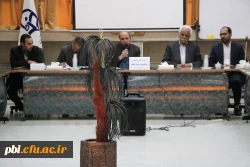 در حاشیه گرامیداشت روز دانشجو برگزار گردید:
تقدیر از استاد پیشکسوت تربیت معلم احمد عباسی 2