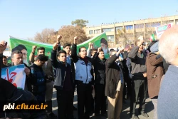 حضور مسئولان و دانشجویان پردیس شهید باهنر اصفهان در راهپیمایی 9 دی 2