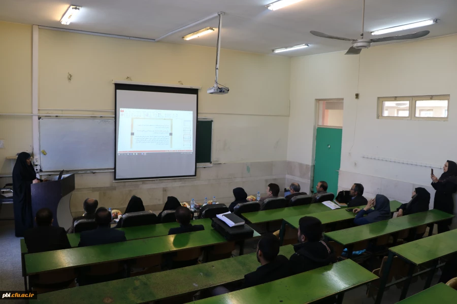 برگزاری اولین جلسه دفاع از پایانامه کارشناسی ارشد در پردیس شهید باهنر اصفهان 3