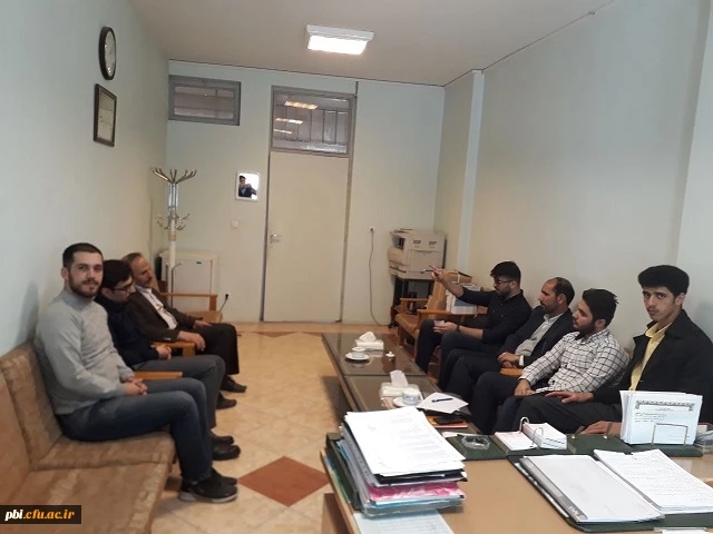 جلسه انجمن های دانشجویی با معاونت تدوین و توسعه پردیس شهید باهنر اصفهان 2