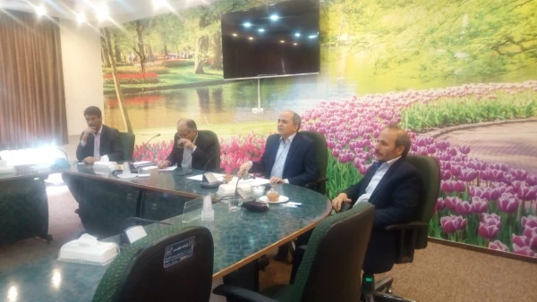 برگزاری جلسه شورای پردیس شهید باهنر همراه با تقدیر از کارکنان جانباز 3