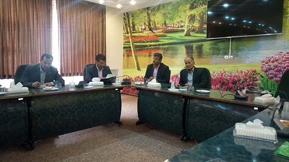 برگزاری جلسه شورای پردیس شهید باهنر همراه با تقدیر از کارکنان جانباز 5