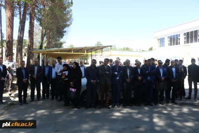 با همکاری انجمن رفتگران طبیعت استان اصفهان و انجمن اسلامی پردیس برگزار گردید:

برنامه روز زمین پاک و پاکسازی محیط دانشگاه