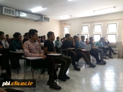 برگزاری سومین نشست تخصصی گروه معارف وتربیت اسلامی پردیس شهید باهنر اصفهان 4