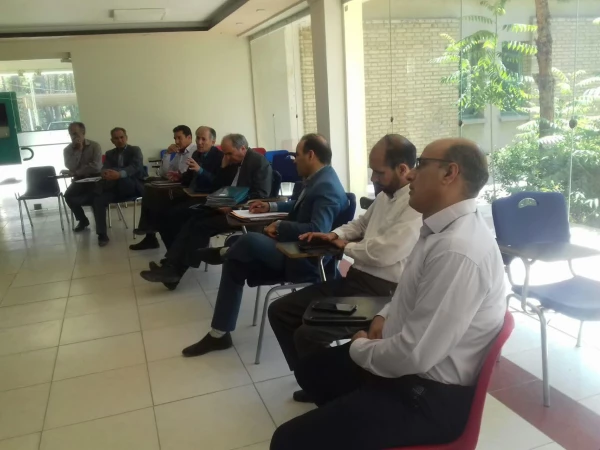 برگزاری جلسه شورای امتحانات با حضور کارشناسان بخش های مختلف پردیس 3