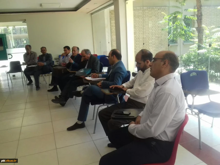 برگزاری جلسه شورای امتحانات با حضور کارشناسان بخش های مختلف پردیس 3