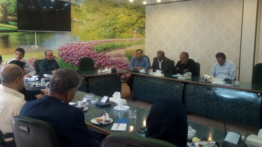 برگزاری جلسه مشترک مسولین و مدیران گروههای آموزشی پردیس شهید باهنر و مسولین انجمن های علمی معلمان استان اصفهان
 3