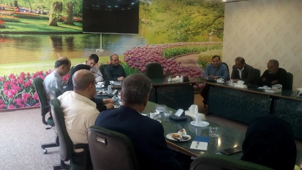 برگزاری جلسه مشترک مسولین و مدیران گروههای آموزشی پردیس شهید باهنر و مسولین انجمن های علمی معلمان استان اصفهان
 4