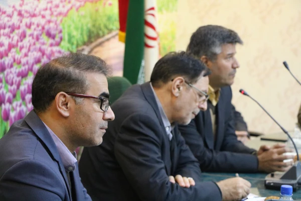 نشست هم اندیشی دانشجومعلمان با حضور نماینده مجلس شورای اسلامی 3