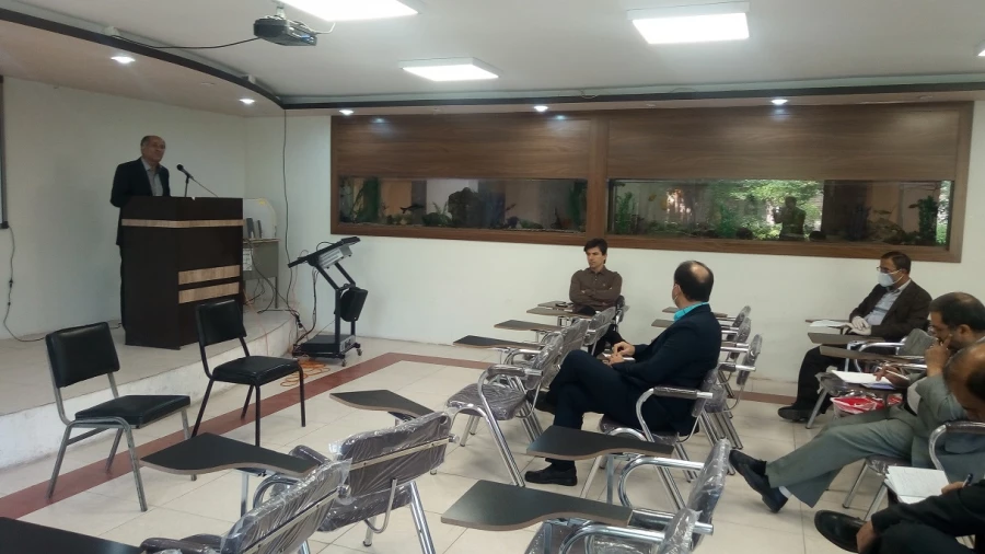 تشکیل جلسه اعضای هیات علمی پردیس شهید باهنر در جلسه آموزش 3