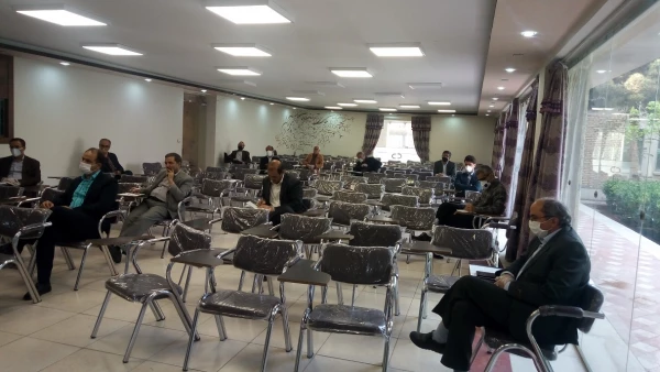 تشکیل جلسه اعضای هیات علمی پردیس شهید باهنر در جلسه آموزش 5