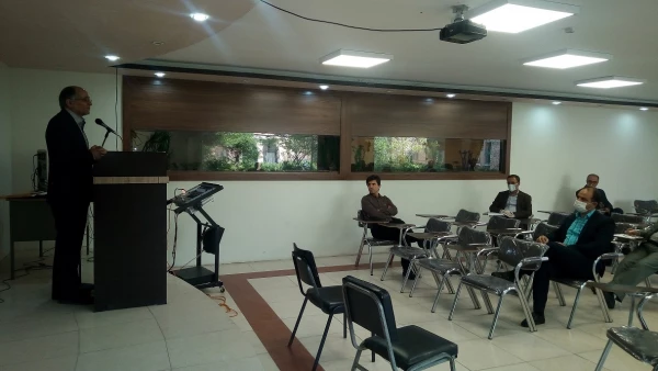 تشکیل جلسه اعضای هیات علمی پردیس شهید باهنر در جلسه آموزش 6