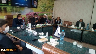 تقدیر از کارمندان پردیس شهید باهنر به مناسبت روز کارمند