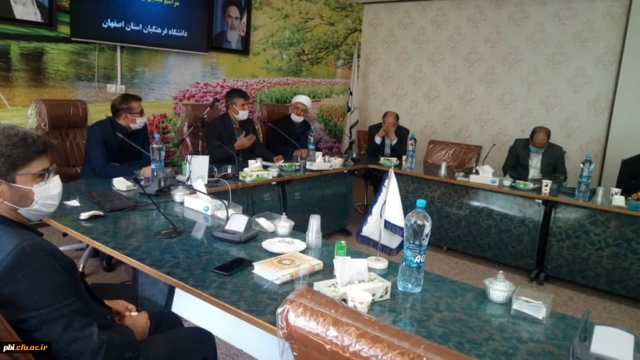 تقدیر از کارمندان پردیس شهید باهنر به مناسبت روز کارمند 2